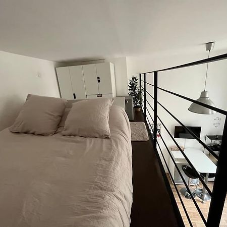 Tres Bel Appartement A 2 Pas Du Theatre Sebastopol ليل المظهر الخارجي الصورة