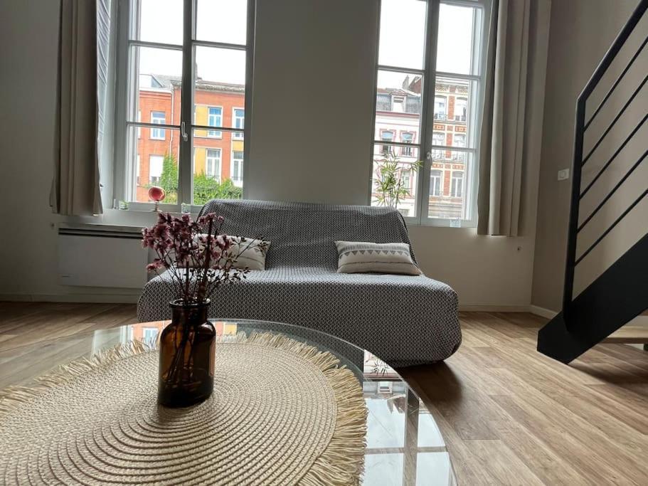 Tres Bel Appartement A 2 Pas Du Theatre Sebastopol ليل المظهر الخارجي الصورة