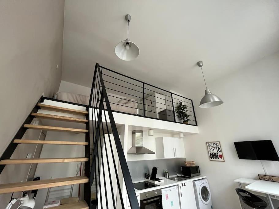 Tres Bel Appartement A 2 Pas Du Theatre Sebastopol ليل المظهر الخارجي الصورة
