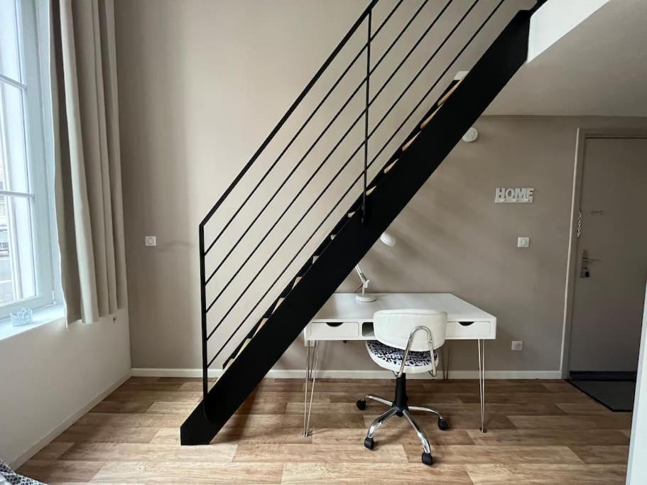 Tres Bel Appartement A 2 Pas Du Theatre Sebastopol ليل المظهر الخارجي الصورة